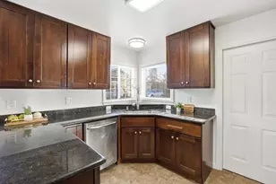 717 &amp 723 Ellsworth Pl, Palo Alto, CA 94306 - Photo 24