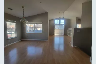 10711 Wallace Ln, Dublin, CA 94568 - Photo 8