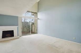 25 Rinconada Cir, Belmont, CA 94002 - Photo 14