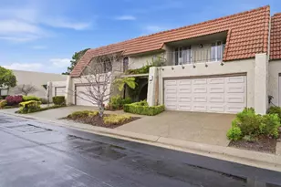 25 Rinconada Cir, Belmont, CA 94002 - Photo 14