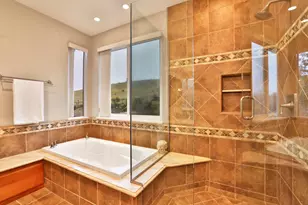 7085 Wilderness Cir, San Jose, CA 95135 - Photo 16