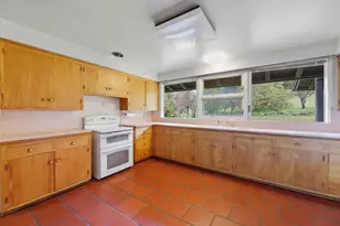 24733 Loma Prieta Ave, Los Gatos, CA 95033 - Photo 8