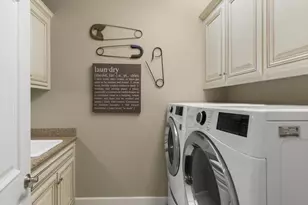 6617 Broadacres Dr, San Jose, CA 95120 - Photo 56