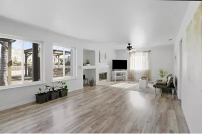 2191 Spruce Dr, Hollister, CA 95023 - Photo 8