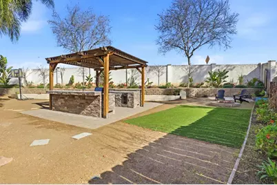 2191 Spruce Dr, Hollister, CA 95023 - Photo 34