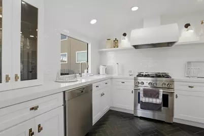 115 1st St, Pacific Grove, CA 93950 - Photo 12