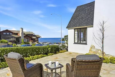 115 1st St, Pacific Grove, CA 93950 - Photo 2