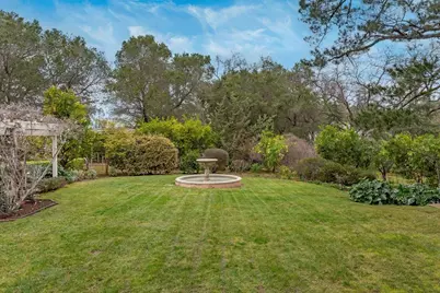 19401 San Marcos Rd, Saratoga, CA 95070 - Photo 48