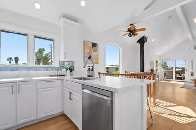 121 Anchorage Ave, Santa Cruz, CA 95062 - Photo 10