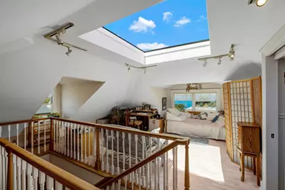 131 7th St, Pacific Grove, CA 93950 - Photo 32