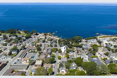 131 7th St, Pacific Grove, CA 93950 - Photo 58