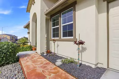 2761 Glenview Dr, Hollister, CA 95023 - Photo 4