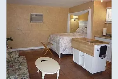 22942 Crespi St, Woodland Hills, CA 91364 - Photo 10