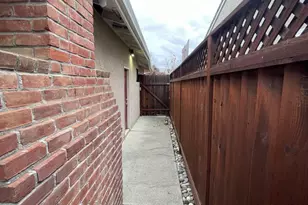 1079 Drexel Way, San Jose, CA 95121 - Photo 16