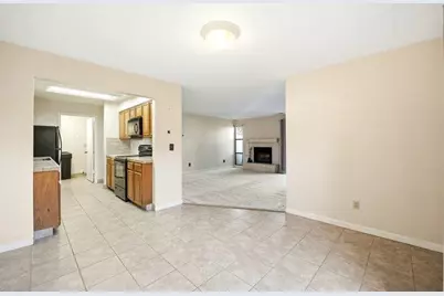 1067 Padre Dr 2, Salinas, CA 93901 - Photo 8