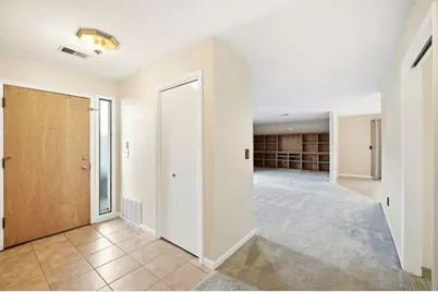 1067 Padre Dr 2, Salinas, CA 93901 - Photo 4
