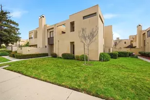 1067 Padre Dr 2, Salinas, CA 93901 - Photo 1