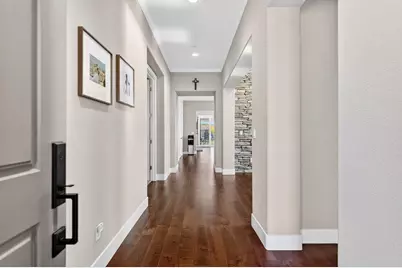 989 Pismo Ct, Hollister, CA 95023 - Photo 8