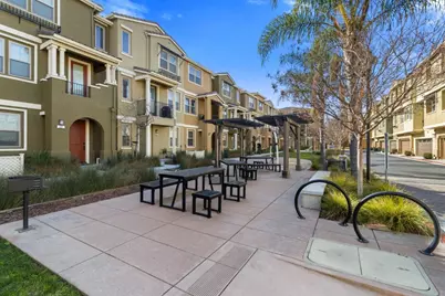 651 Cinnamon, Mountain View, CA 94043 - Photo 20