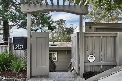 2323 Mastlands Dr, Oakland, CA 94611 - Photo 18