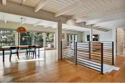 2323 Mastlands Dr, Oakland, CA 94611 - Photo 1