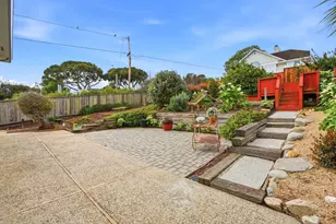 701 Archer St, Monterey, CA 93940 - Photo 26