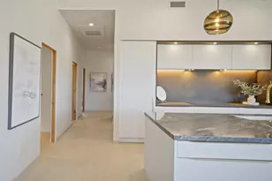 520 Lighthouse Ave 301, Pacific Grove, CA 93950 - Photo 14