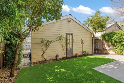 105 Village Cir, Santa Cruz, CA 95060 - Photo 24