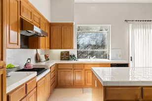 4321 Mackin Woods Ln, San Jose, CA 95135 - Photo 16