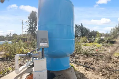 90 Braemoor Dr, Santa Cruz, CA 95060 - Photo 24