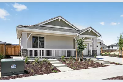 136 Golden Gate Ln, Vacaville, CA 95687 - Photo 16
