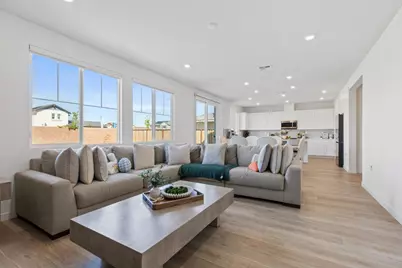 273 Dogwood Ranch Way, Patterson, CA 95363 - Photo 8