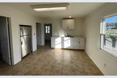 739 Pine Dr, Hollister, CA 95023 - Photo 4