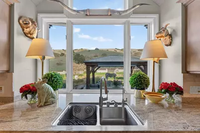 3970 Leavesley Rd, Gilroy, CA 95020 - Photo 22