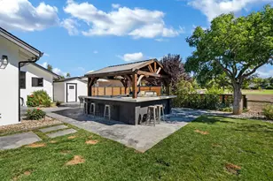 1220 S Ridgemark Dr, Hollister, CA 95023 - Photo 62