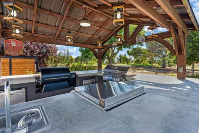 1220 S Ridgemark Dr, Hollister, CA 95023 - Photo 64