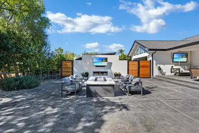 1220 S Ridgemark Dr, Hollister, CA 95023 - Photo 60