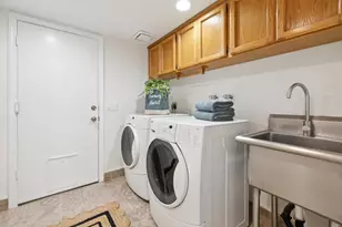 22208 Quinterno Ct, Cupertino, CA 95014 - Photo 60