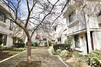 1040 Chula Vista Ter, Sunnyvale, CA 94086 - Photo 2