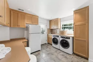 16508 Oleander Ave, Los Gatos, CA 95032 - Photo 28