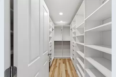 16508 Oleander Ave, Los Gatos, CA 95032 - Photo 18