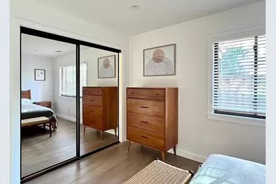 2050 Williams St, Palo Alto, CA 94306 - Photo 28