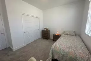 2732 E Teaberry Dr, Fresno, CA 93730 - Photo 22