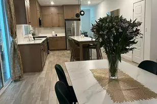 2732 E Teaberry Dr, Fresno, CA 93730 - Photo 8