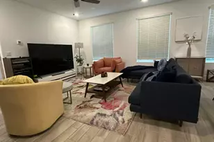 2732 E Teaberry Dr, Fresno, CA 93730 - Photo 2