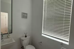 2732 E Teaberry Dr, Fresno, CA 93730 - Photo 34