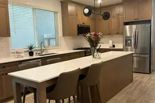 2732 E Teaberry Dr, Fresno, CA 93730 - Photo 8