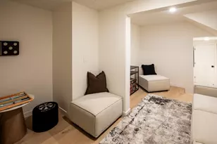 1689 Sunnyslope Ave, Belmont, CA 94002 - Photo 36