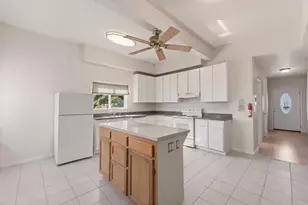 684 E Julian St, San Jose, CA 95112 - Photo 4