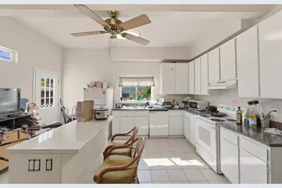 684 E Julian St, San Jose, CA 95112 - Photo 6